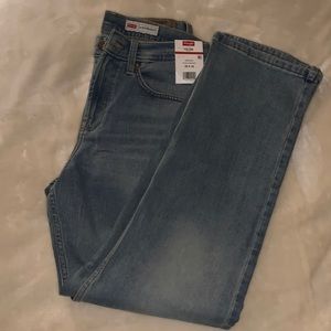 Wranglers Slim Straight Jeans